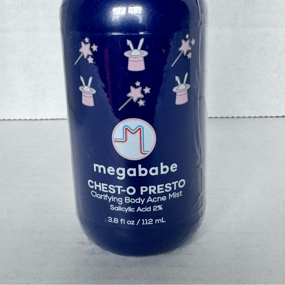 New Megababe Chest-o Presto Clarifying Body Acne Mist 3.8 oz Salicylic Acid - Picture 3 of 16